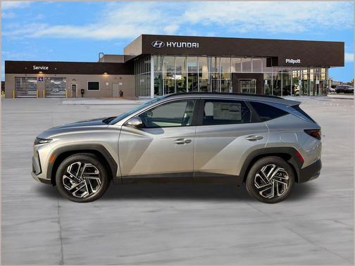 Shimmering Silver 2026 Hyundai TUCSON SEL Plus