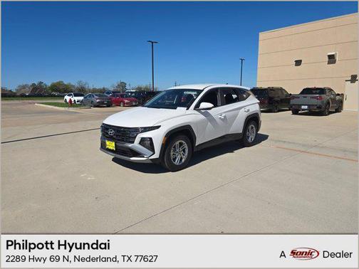 2026 Hyundai TUCSON SE