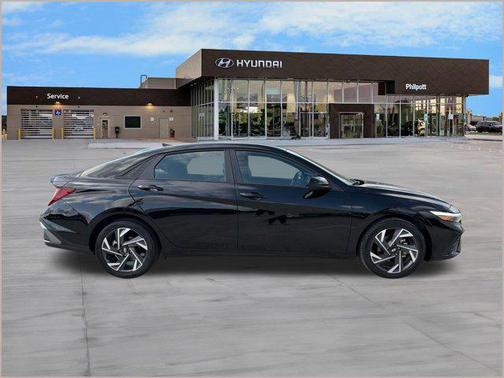 2025 Hyundai ELANTRA Sport