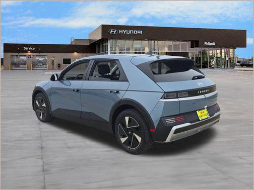 2026 Hyundai IONIQ 5 SE