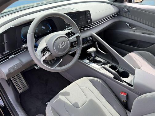 Abyss Black 2026 Hyundai ELANTRA Sport