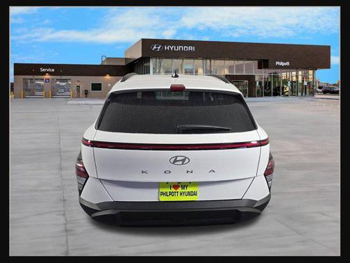 2025 Hyundai KONA SEL
