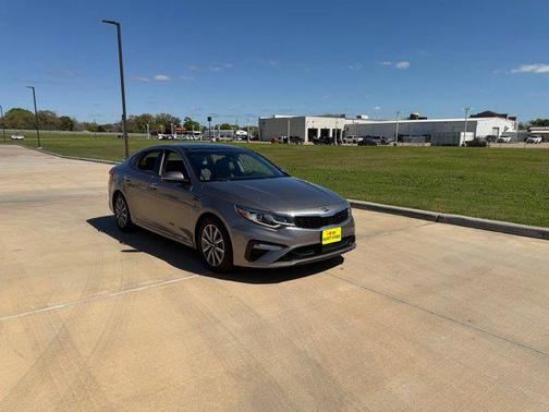 2019 Kia Optima EX