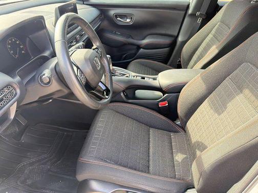 2024 Honda HR-V 2WD Sport