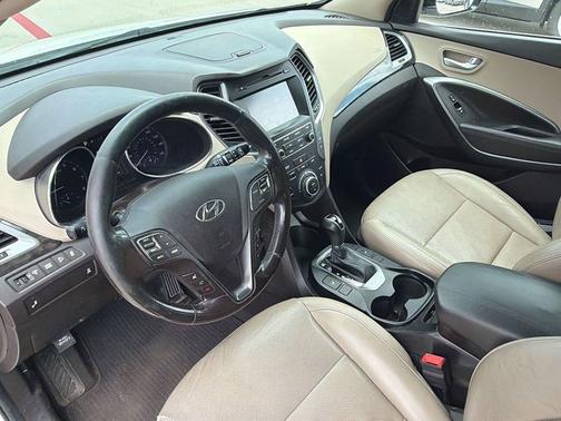 Frost White Pearl 2017 Hyundai Santa Fe Sport 2.4L