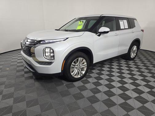2023 Mitsubishi Outlander ES 2.5 2WD