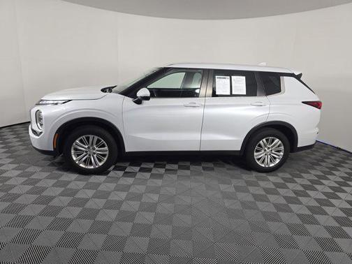 2023 Mitsubishi Outlander ES 2.5 2WD
