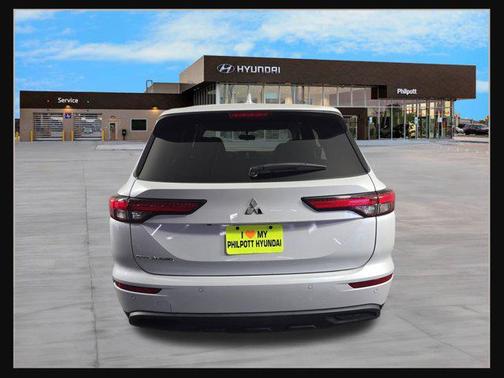 2023 Mitsubishi Outlander ES 2.5 2WD