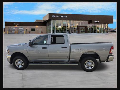 2024 RAM 2500 Tradesman Crew Cab 4x4 6'4' Box