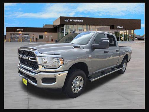 2024 RAM 2500 Tradesman Crew Cab 4x4 6'4' Box