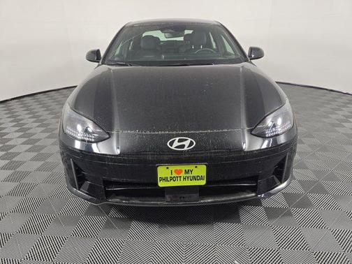 2025 Hyundai IONIQ 6 SEL