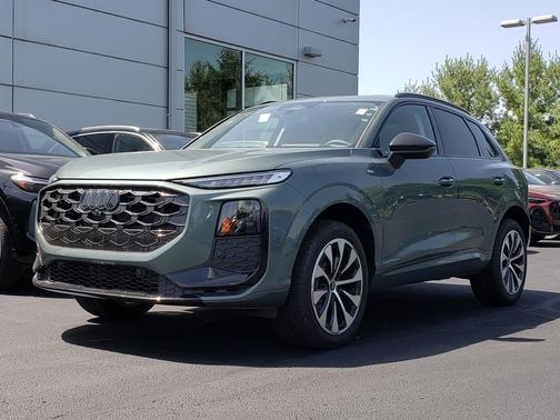 Sage Green Metallic 2026 Audi Q3 TFSI quattro S tronic