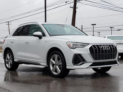 2023 Audi Q3 Premium 45 TFSI S line quattro Tiptronic