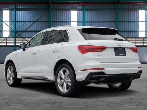 2023 Audi Q3 Premium 45 TFSI S line quattro Tiptronic