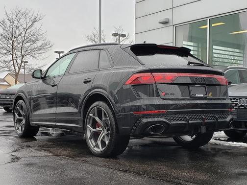 2026 Audi RS Q8 4.0T