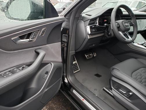 2026 Audi RS Q8 4.0T