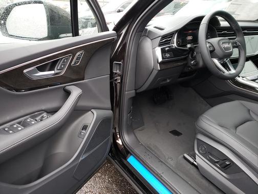 2026 Audi Q7 55 Premium Plus