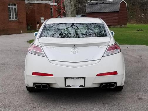 2010 Acura TL Technology