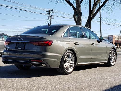 2023 Audi A4 45 S line Premium Plus