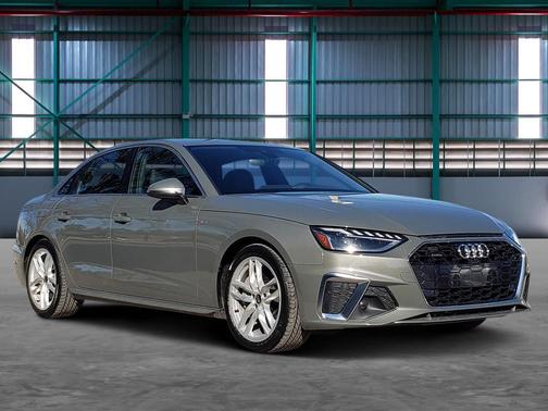 2023 Audi A4 45 S line Premium Plus
