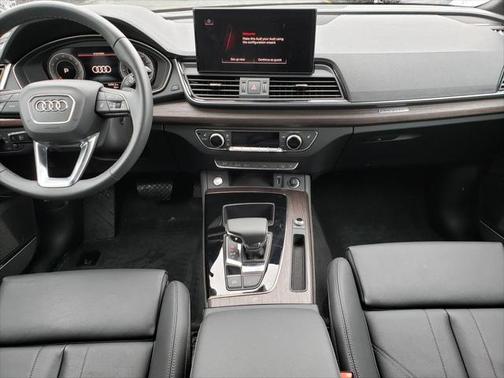 2024 Audi Q5 45 S line Premium Plus