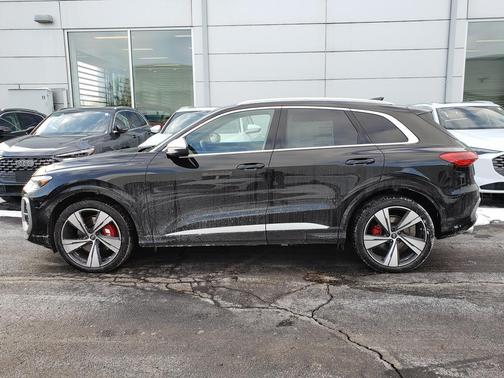 2025 Audi SQ5 3.0T Premium Plus