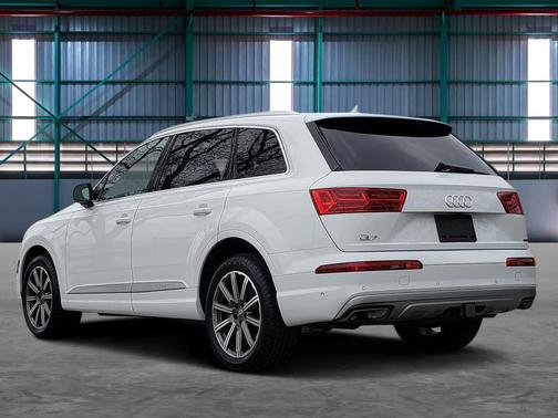 2019 Audi Q7 55 Prestige