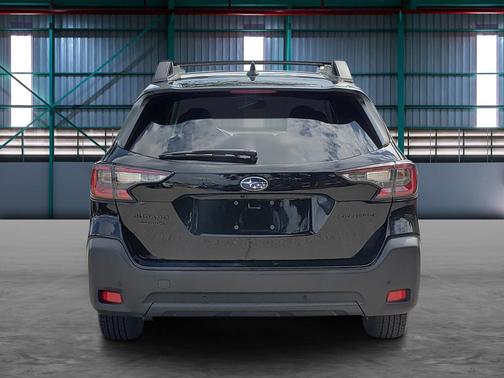 Crystal Black Silica 2024 Subaru Outback Onyx Edition