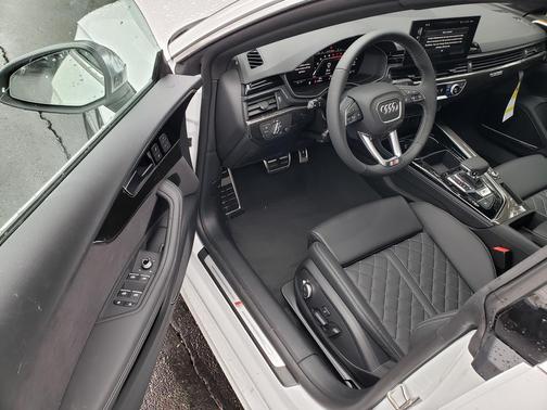 2025 Audi S5 Premium TFSI quattro Tiptronic