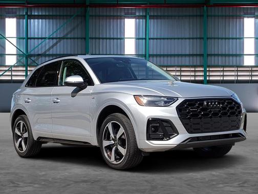 Florett Silver Metallic 2023 Audi Q5 45 S line Premium Plus