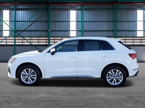 2025 Audi Q3 45 S line Premium Plus