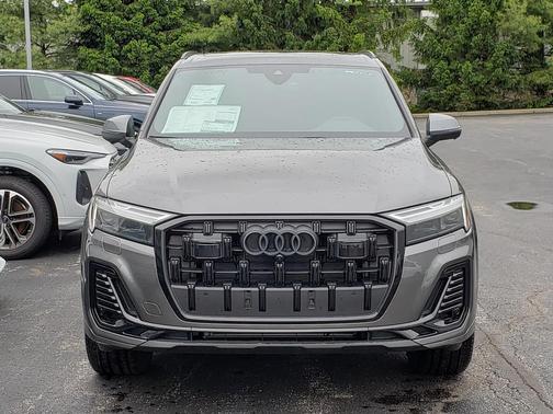 Samurai Gray Metallic 2026 Audi Q7 45 Premium