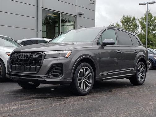 Samurai Gray Metallic 2026 Audi Q7 45 Premium
