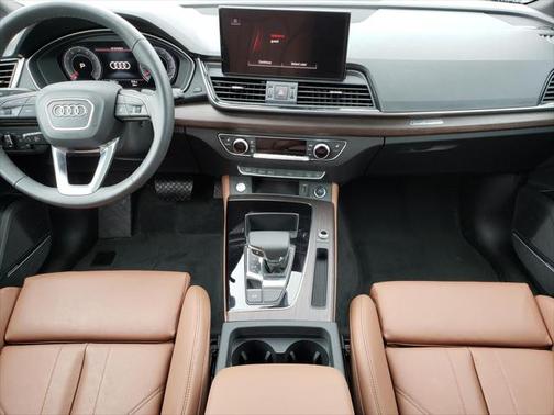 2025 Audi Q5 45 S line Premium Plus