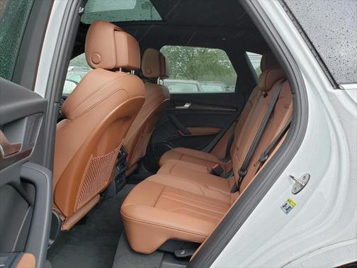 2025 Audi Q5 45 S line Premium Plus