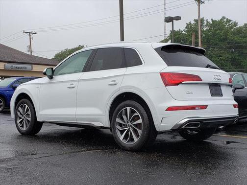 2025 Audi Q5 45 S line Premium Plus