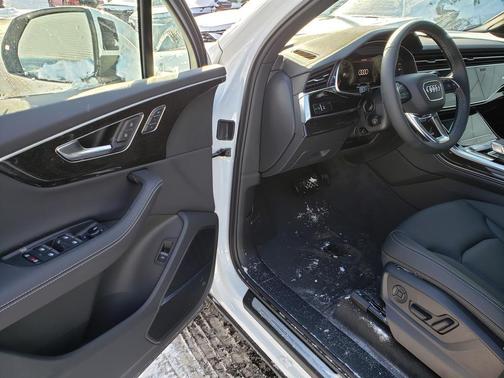 2026 Audi Q7 55 Premium Plus