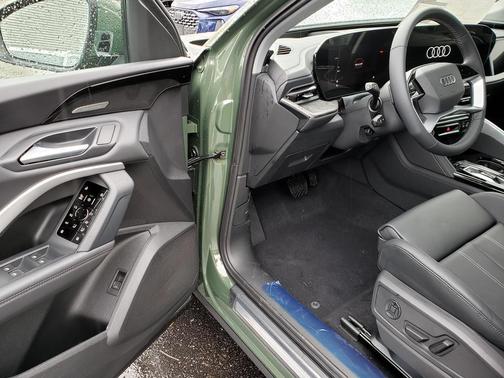 2025 Audi Q5 Prestige TFSI quattro S tronic