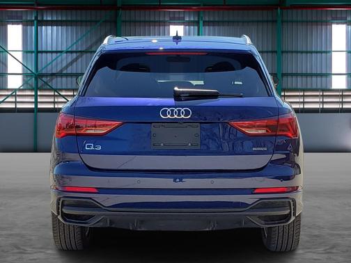 2024 Audi Q3 Premium 45 TFSI S line quattro Tiptronic