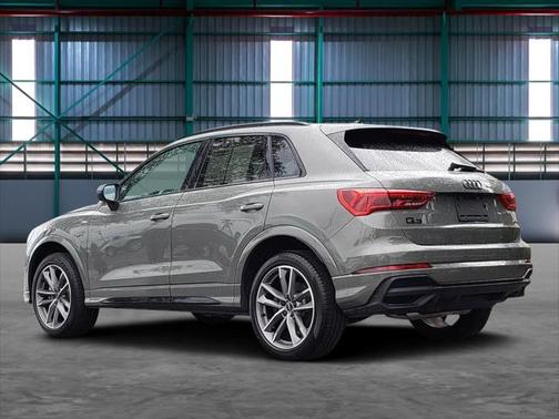 2024 Audi Q3 45 S line Premium Plus