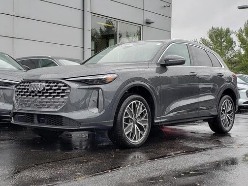 2025 Audi Q5 Premium Plus TFSI quattro S tronic