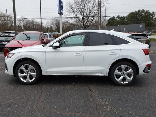 2023 Audi Q5 45 S line Premium Plus