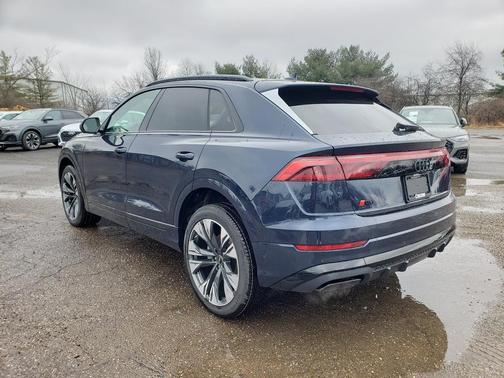 2025 Audi Q8 55 Premium Plus