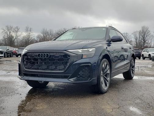 2025 Audi Q8 55 Premium Plus