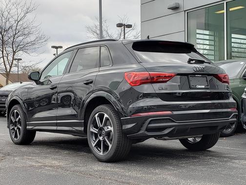 2025 Audi Q3 45 S line Premium Plus