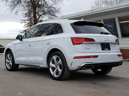 2023 Audi Q5 45 S line Premium Plus