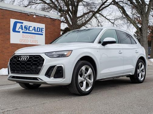 2023 Audi Q5 45 S line Premium Plus