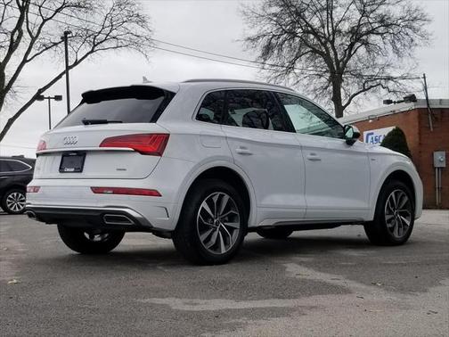 2024 Audi Q5 45 S line Premium