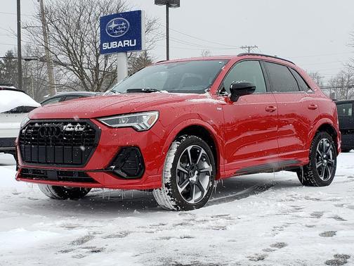 2025 Audi Q3 45 S line Premium Plus