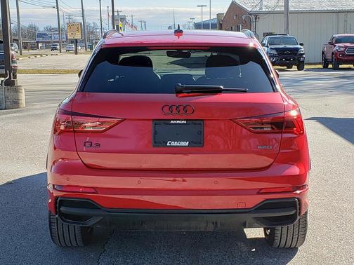 2025 Audi Q3 45 S line Premium Plus